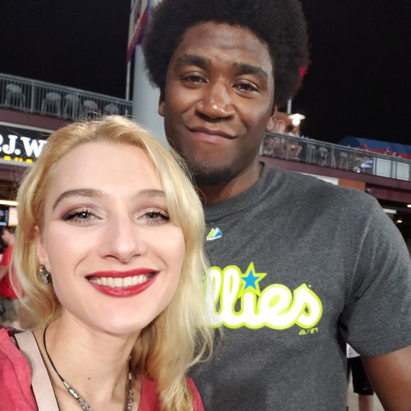 Meet your Posher, Alexandra - Picture 1 of 1